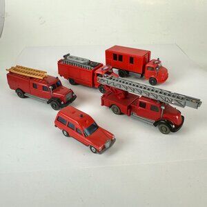 Wiking Modelle Lot Of 5 Plastic Die-Cast Metal Fire Rescue Trucks
